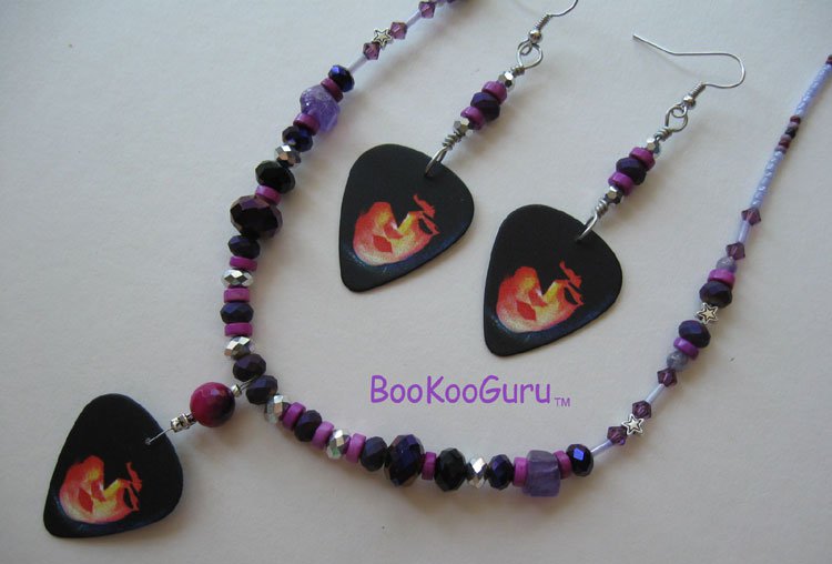 KISS Paul Stanley Guitar Pick Necklace Beaded Design, 