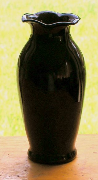 Louie Art Glass Blown Vase Black Amethyst Depression Era West Virginia 4083