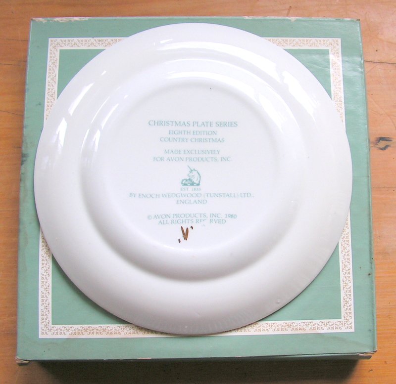 Avon Wedgwood Country Christmas Plate 1980