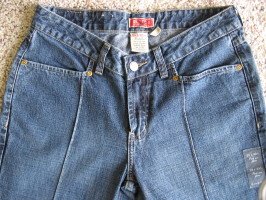 Buckle Jeans Denims Sz 29 x 33 1/2 BKE 15