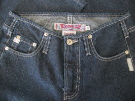 Silver Brand Jeans Denims Sz 27/31 BKE 39