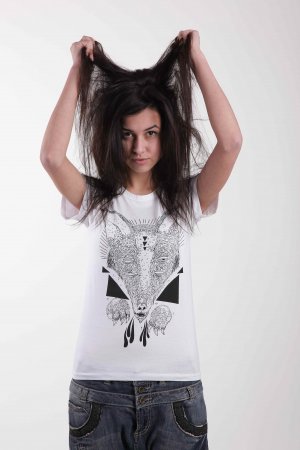 "Wolf" 100% cotton, cool t shirt (made in Spain)