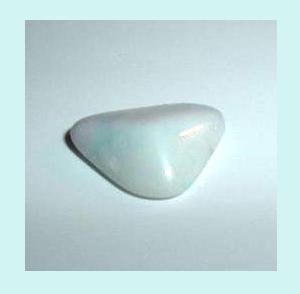 4.96ct WHITE CHALCEDONY Pyramid Tumbled and Polished Natural Loose Gemstone