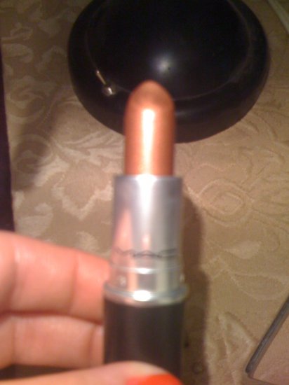 MAC LIPSTICK SHAG GLAZE UNBOXED FULLSIZE Unboxed