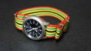 Green Red Yellow Black Stripe 22mm Nato Nylon Watch Strap