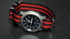 Black and Red Stripe 20mm James Bond Nato Nylon Watch Strap