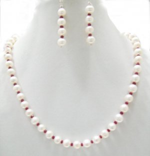 Single Strands Fresh Water pearl  Necklace with Ruby