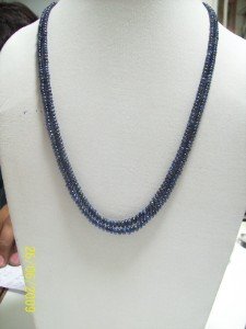 NATURAL BLUE SAPPHIRE DARK CABOCHONE UNIQUE STRAND !