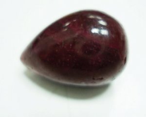 28.65cts stunning Natural Cabochon ruby Gemstone Drop