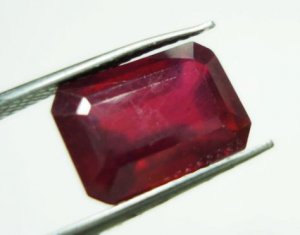 5.45cts Stunning Natural  African Ruby Rectangle shape