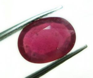 1.45cts stunning natural African Ruby gemstone oval
