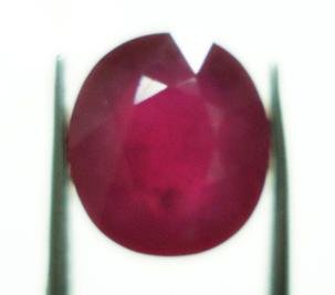 3.45cts stunning natural African Ruby gemstone oval
