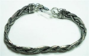 22.28gms Stunning Handcrafted German Silver Bracelet