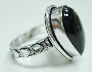 5.88Gms Handcrafted black onyx Gemstone & Silver Ring