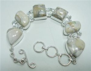 32.52gms Handcrafted Agate Gemstone & Silver Bracelet