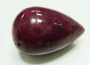 19 ct stunning Natural Cabochon ruby Gemstone briolette