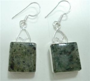 7.91Gms Handcrafted Agate Gemstone & Silver Earring