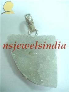 21.52gms Magnificent natural gemstone & silver pendant