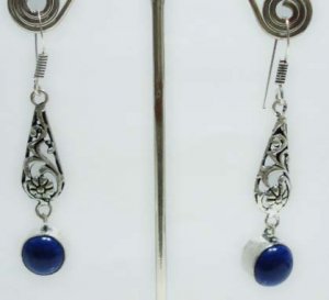 5.83 gm Stunning gemstone silver Designer lapis Earring