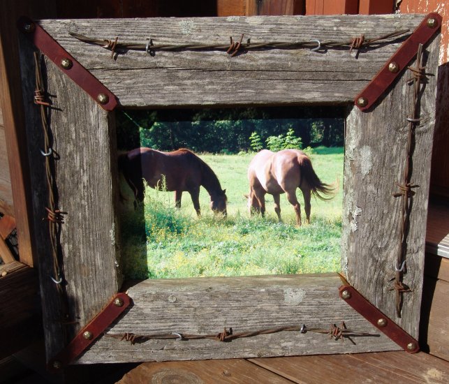 Rustic Frames   4c51967f8591a 169359b 