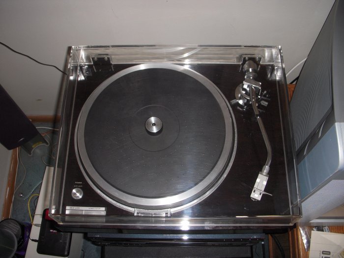 Kenwood KD750 audiophile class turntable