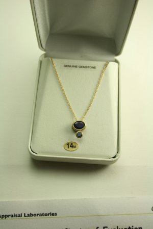 14KT Gold Necklace with Sapphire Pendant