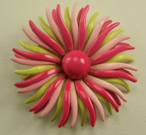 Metal Enamel Pin, Spring Colors Pink & Yellow !