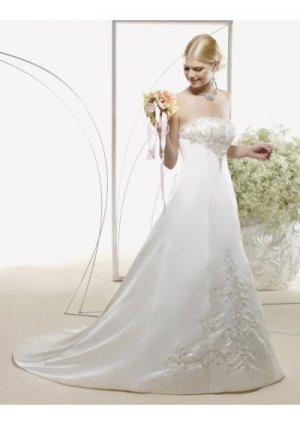 Satin Strapless A line Skirt with Chapel Train Lace up 2010 Wedding Dress 201014