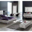 Lorena Modern Bedroom Set in Silver - King Size