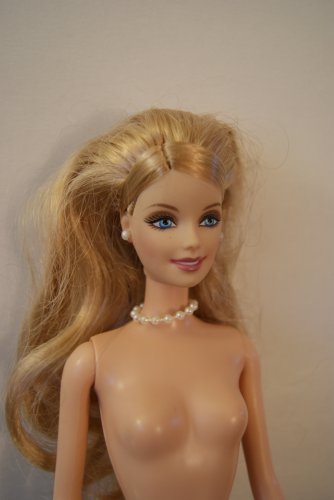 Barbie 1999 with pearls