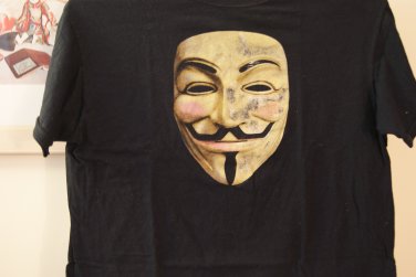 Anonymous / V for Vendetta tee