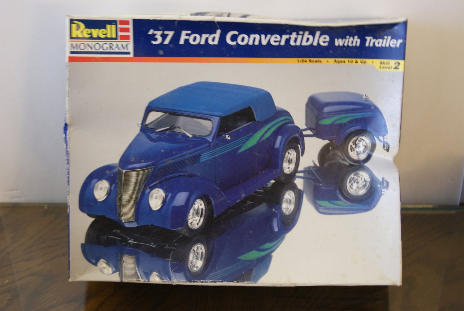Revell Modellismo 37' Ford Cabriolet Con Rimorchio, Kit 131 Pezzi, Scala 1:25, Livello 2 - 3