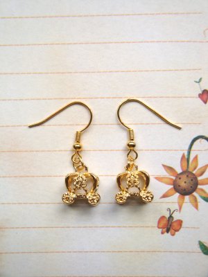 N340HM Gold Carriage Earring