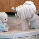 Precious Moments : Baby's First Picture : Enesco Porcelain