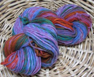 njy hand dyed yarn soft luxury 100% soft lambswool 175 yards rainbow  dusk