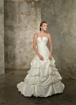 Bridal Dress 77