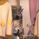 PRETTY FLOWERED SHAWL