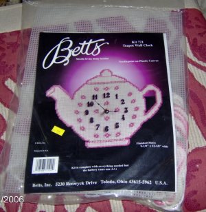 BETTS TEAPOT CLOCK, VERY CUTE