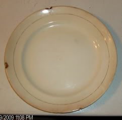 Small Plate With Gold Rim, Derwood W G George,9" Diamet