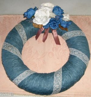Lacy Blue Wreath, Pretty Decor,Round Shape,Flowers,Look