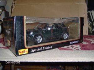 Collectors Car Mini Cooper Special Edition NIB, Nice