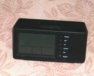Portable Clock,Battery Run,Date,Day,Temp,Divided Screen
