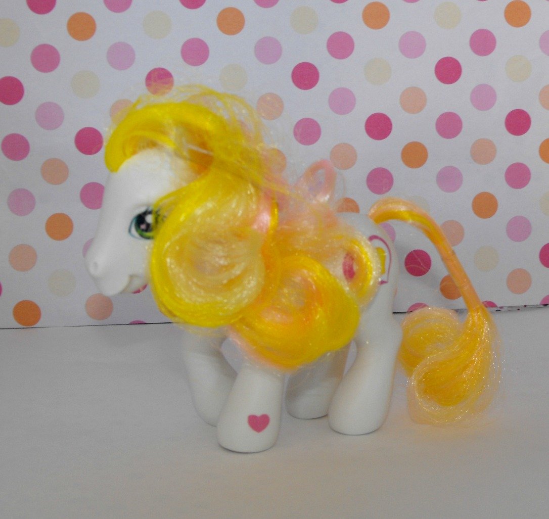 My Little Pony G3 Golden Delicious~Almost New!
