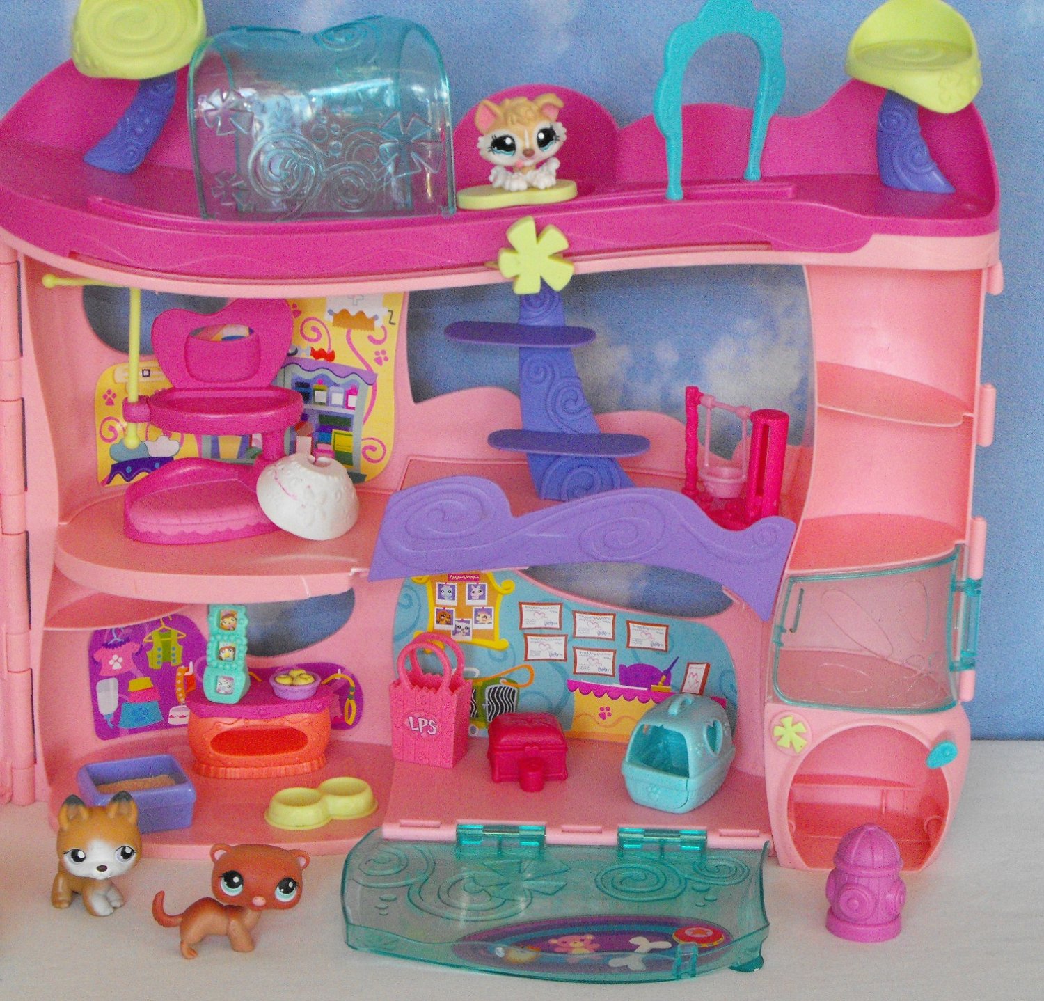 10*SOLD~Littlest Pet Shop Pet Cozy Care Adoption Center