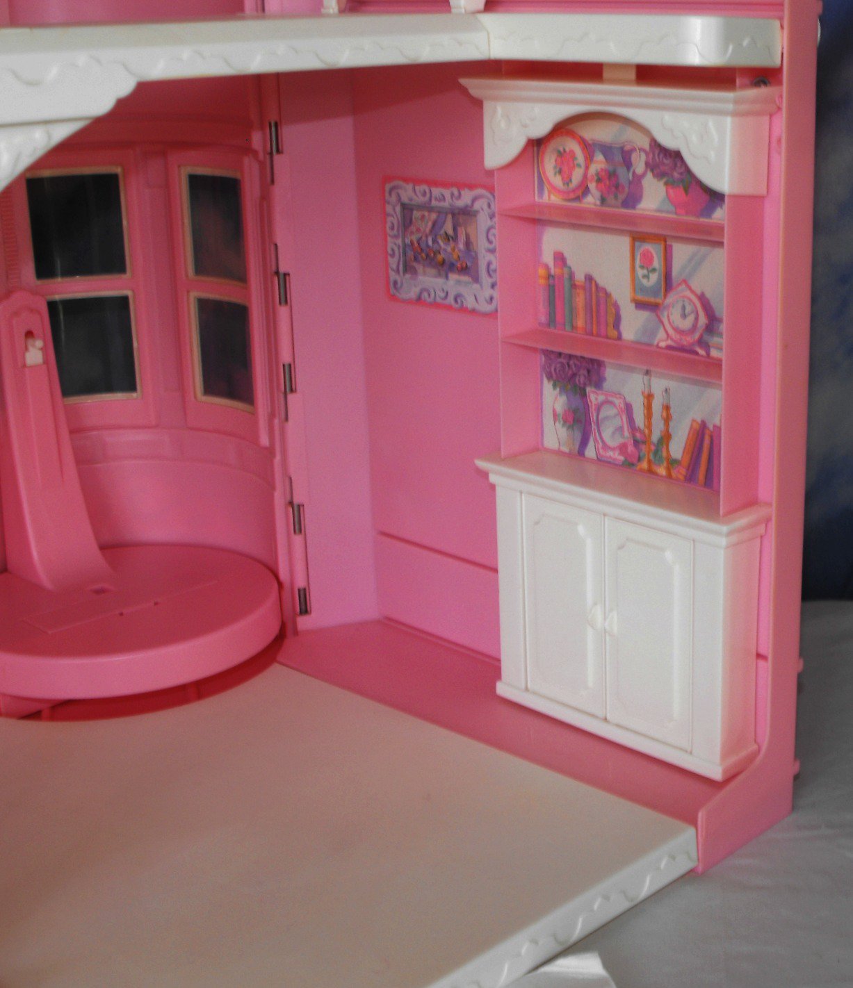 vintage pink barbie dream house