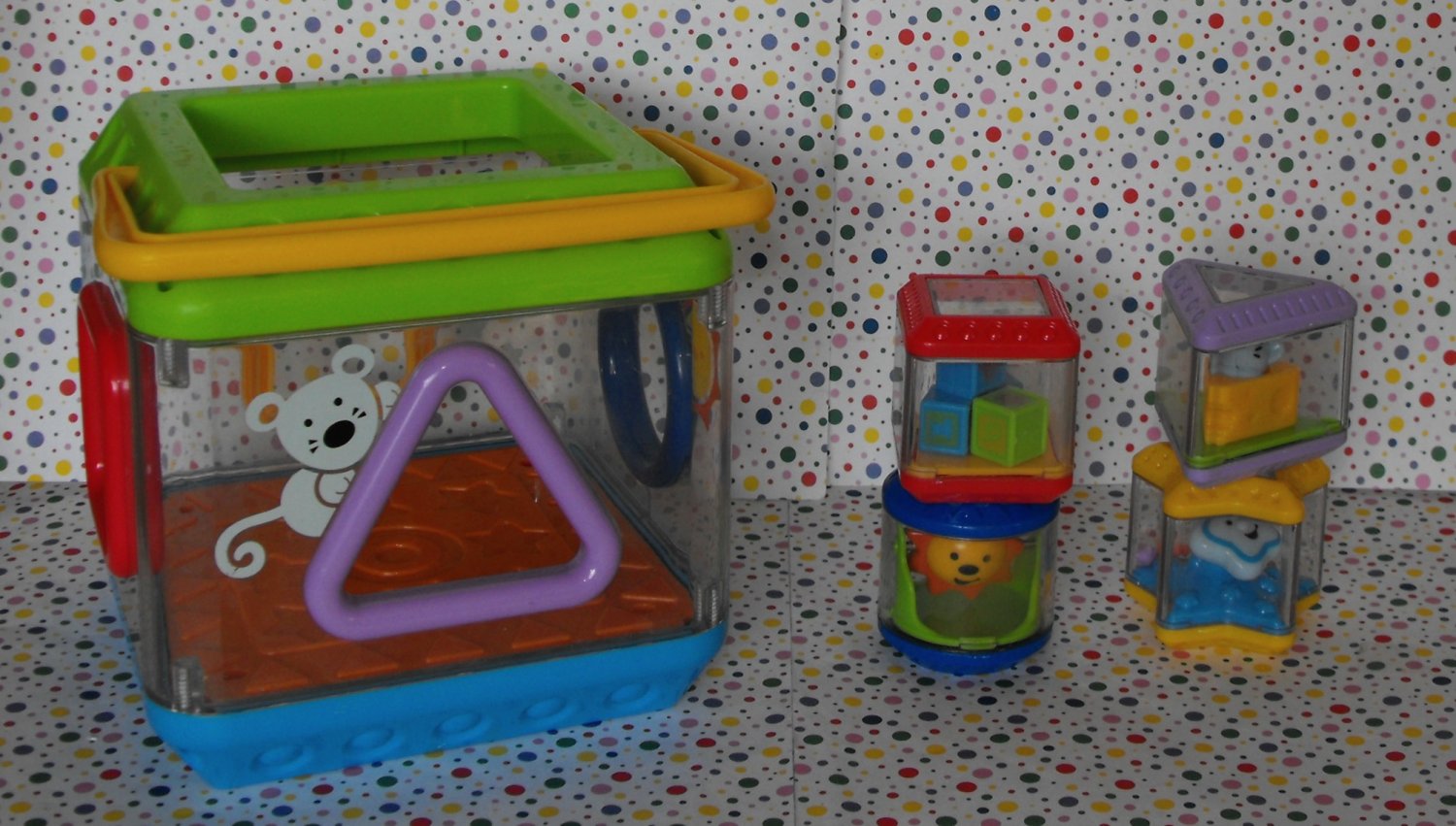 4*SOLDFisherPrice Peek A Blocks Shape Sorter