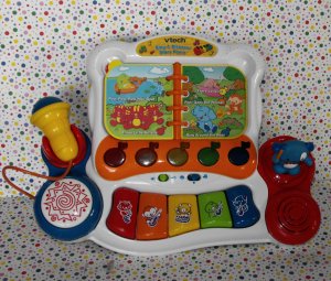 vtech piano and microphone