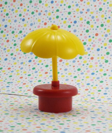 Fisher Price Little People Discovery Village Umbrella Table