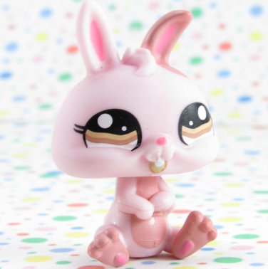 Littlest Pet Shop 1366 Pink Bunny Rabbit LPS Collector s Pack