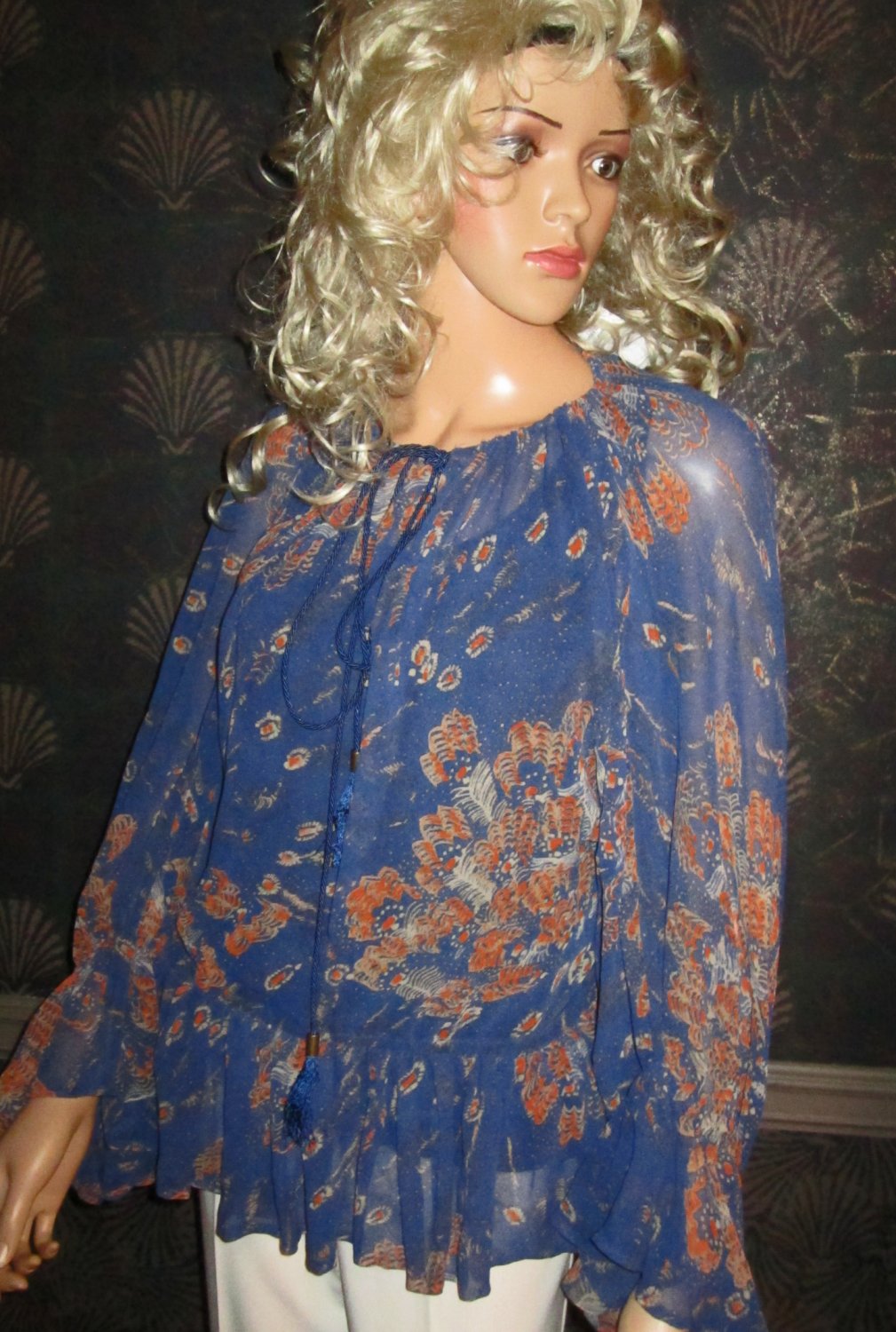 Victoria's Secret 70 Blue Floral Long Sleeve Peasant Blouse Medium 272036